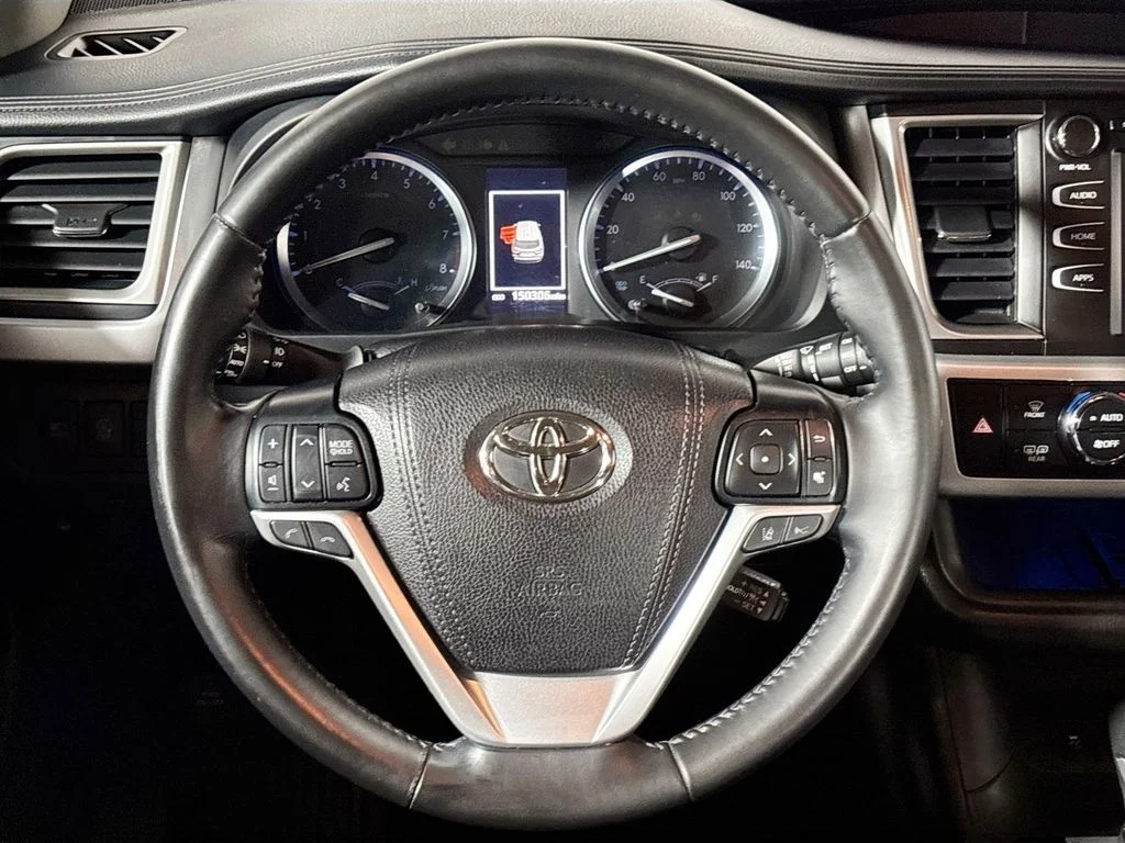 Used 2019 Black Toyota SE image 12