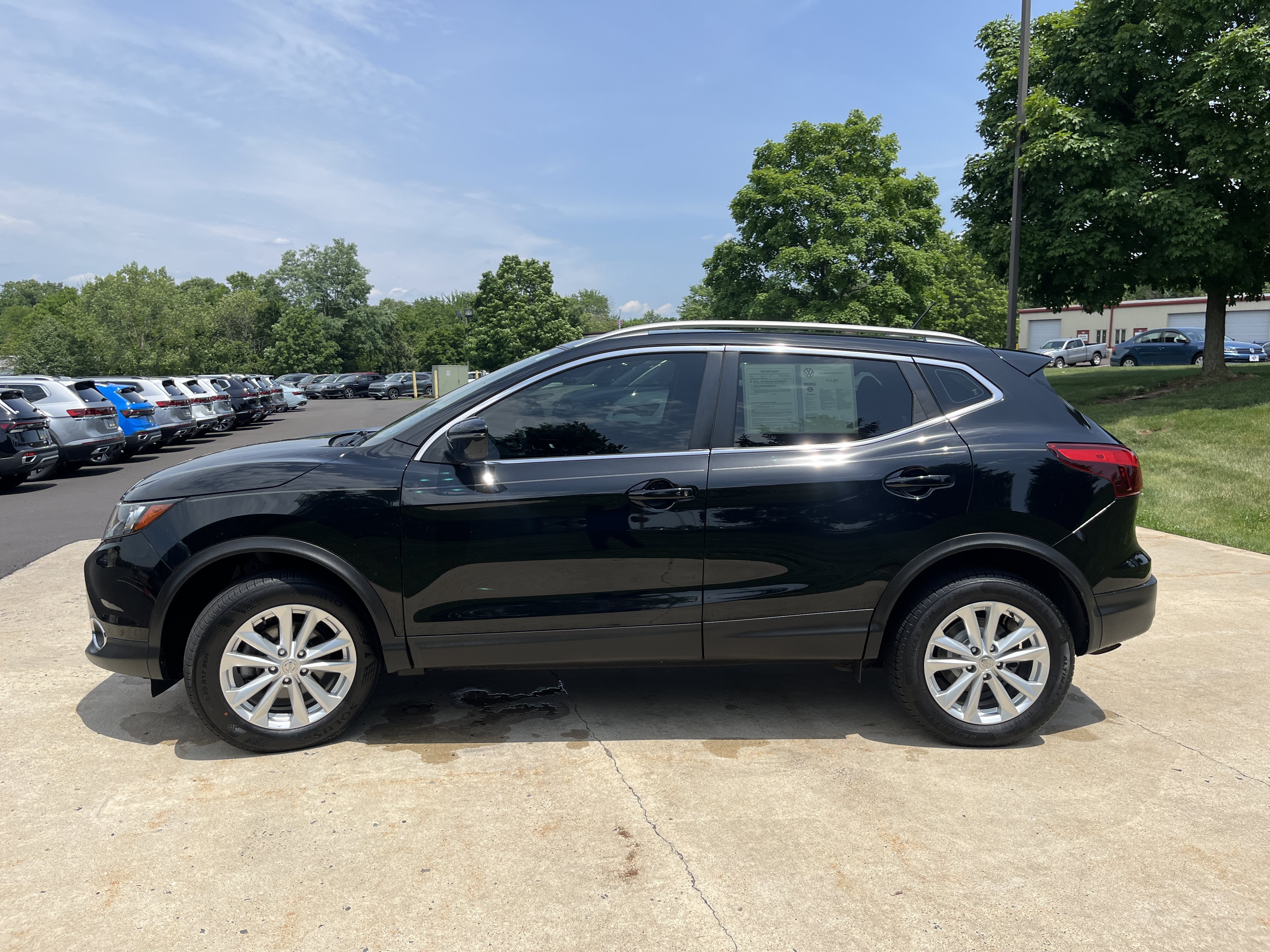 Used 2017 Magnetic Black Nissan SV image 8