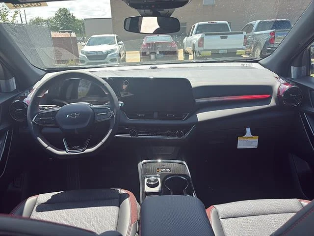 2027 Chevrolet Equinox RS - Photo 10