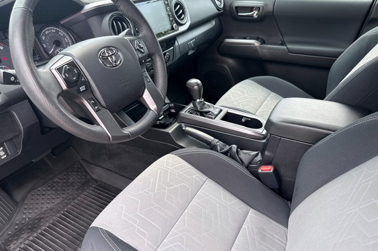Used 2023  Toyota TRD Off-Road image 9
