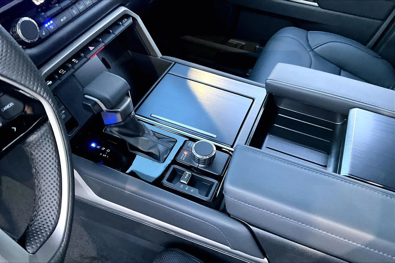 New 2026 Wind Chill Pearl Toyota Platinum image 7
