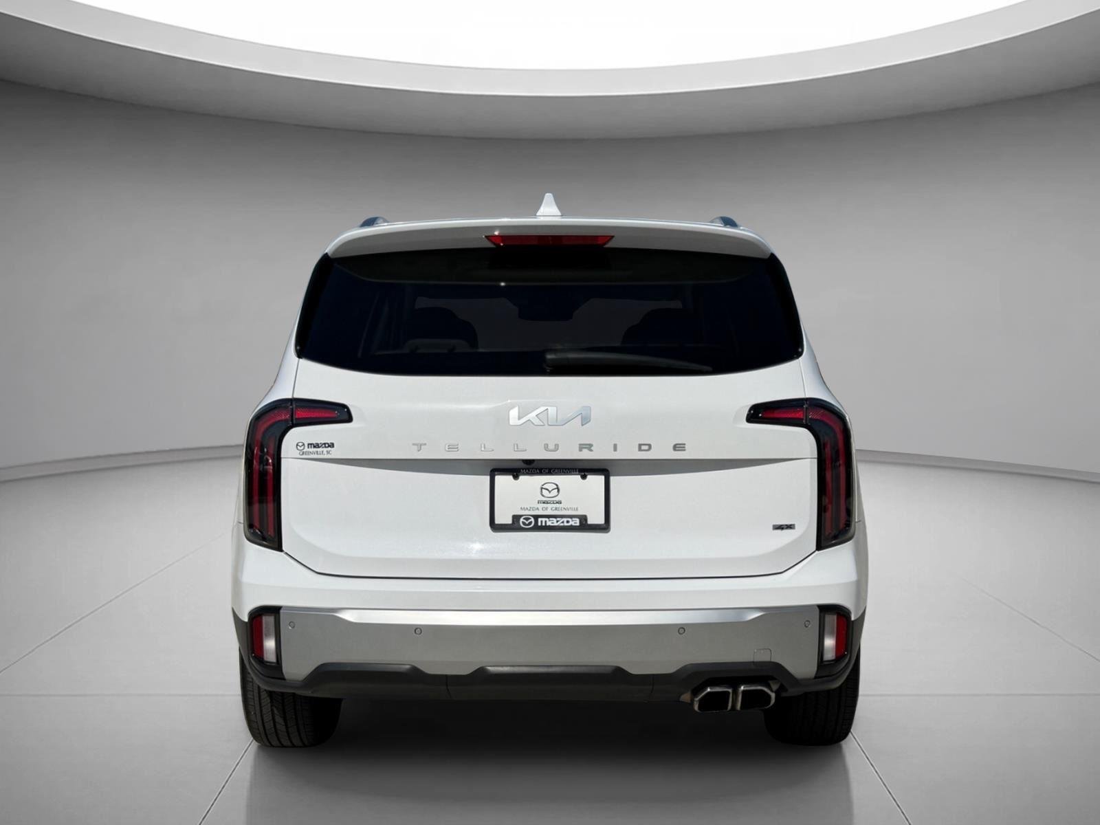Used 2023 Glacial White Pearl Kia SX image 10