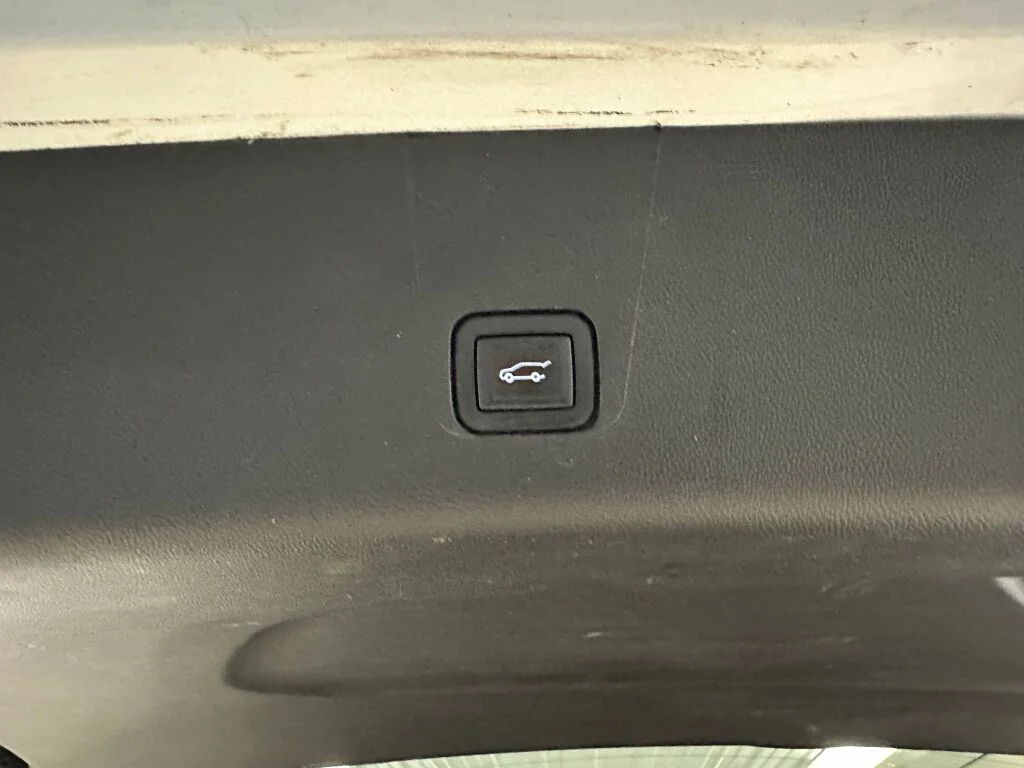Certified Used 2020 Silver Ice Metallic Chevrolet LT Cloth image 25