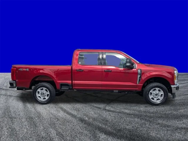 New 2027 Ruby Red Metallic Tinted Clearcoat Ford F-250® XLT image 3