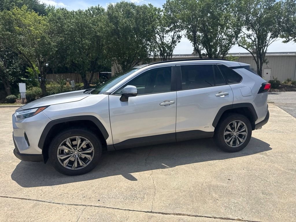Used 2023 Silver Toyota XLE Premium image 16