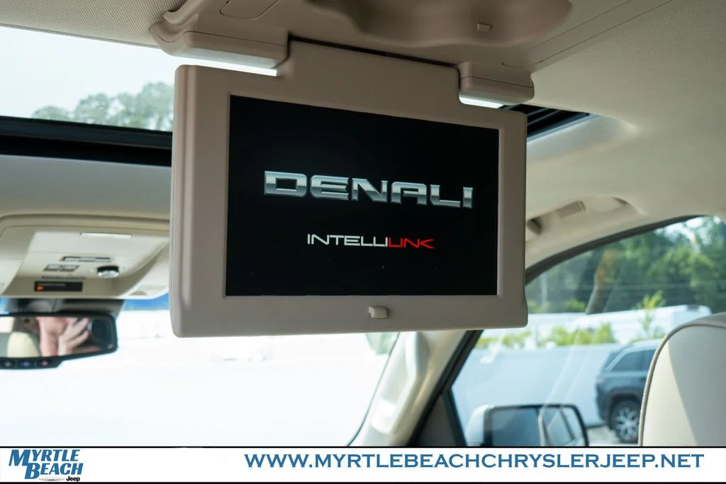 Used 2017 Quicksilver Metallic GMC Denali image 15