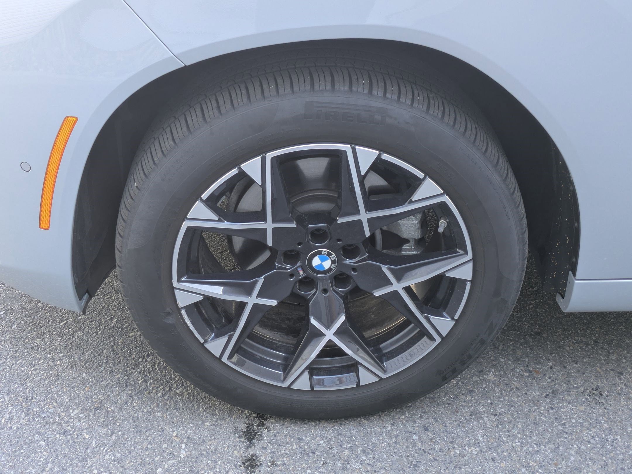 Used 2025 Gray Metallic BMW 30 xDrive image 10