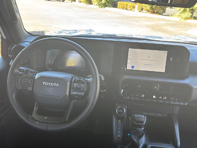 Used 2025 White Toyota 1958 image 21