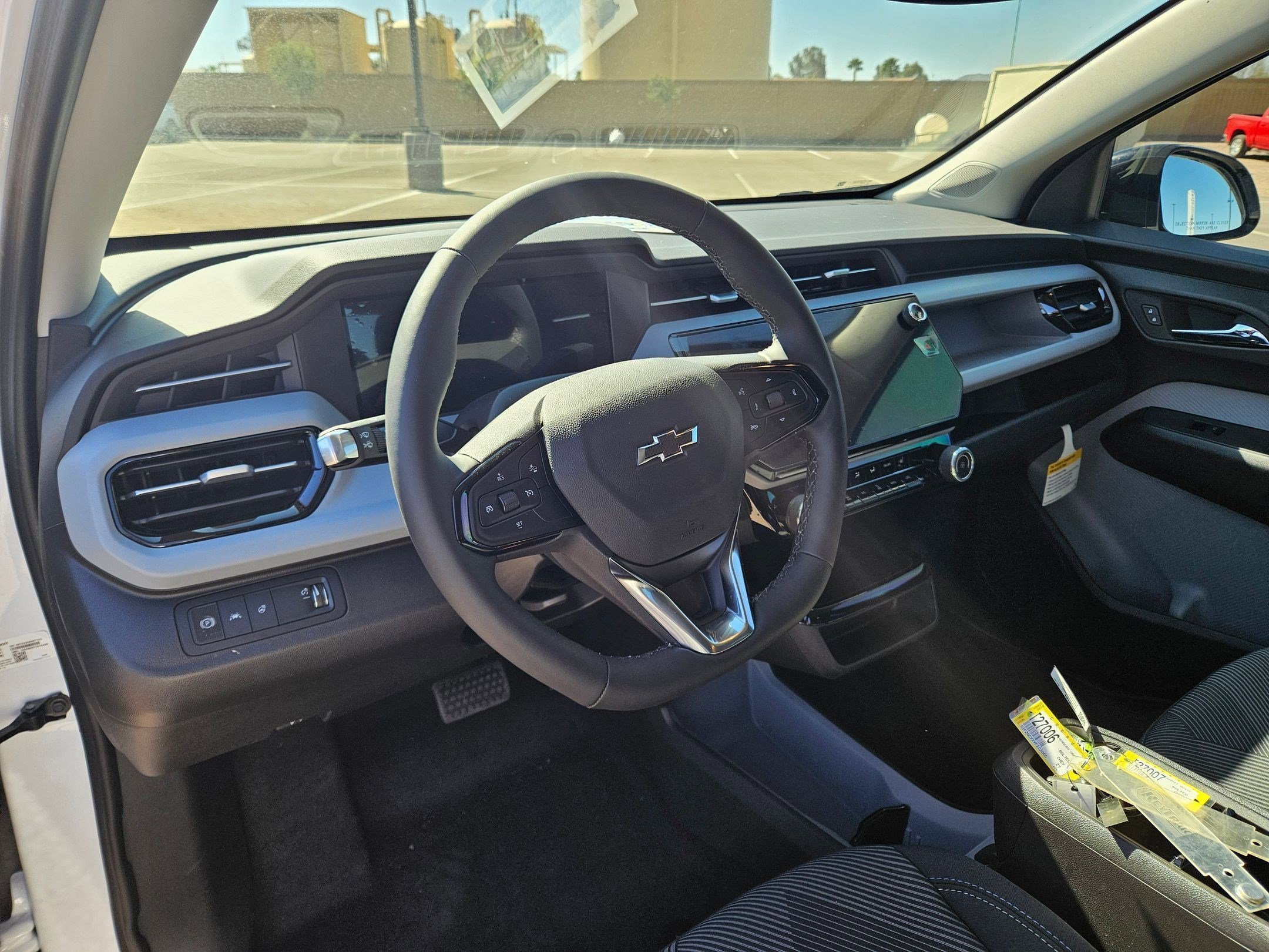 2027 Chevrolet Bolt LT - Photo 15