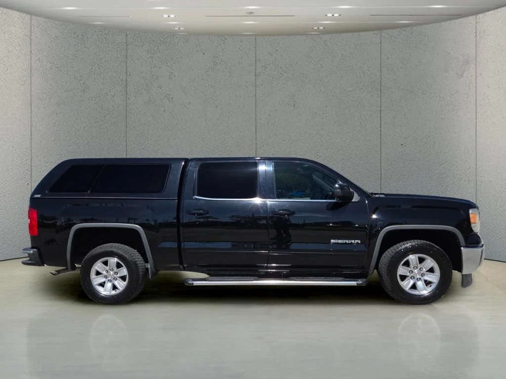 Used 2014 Onyx Black GMC SLE image 3