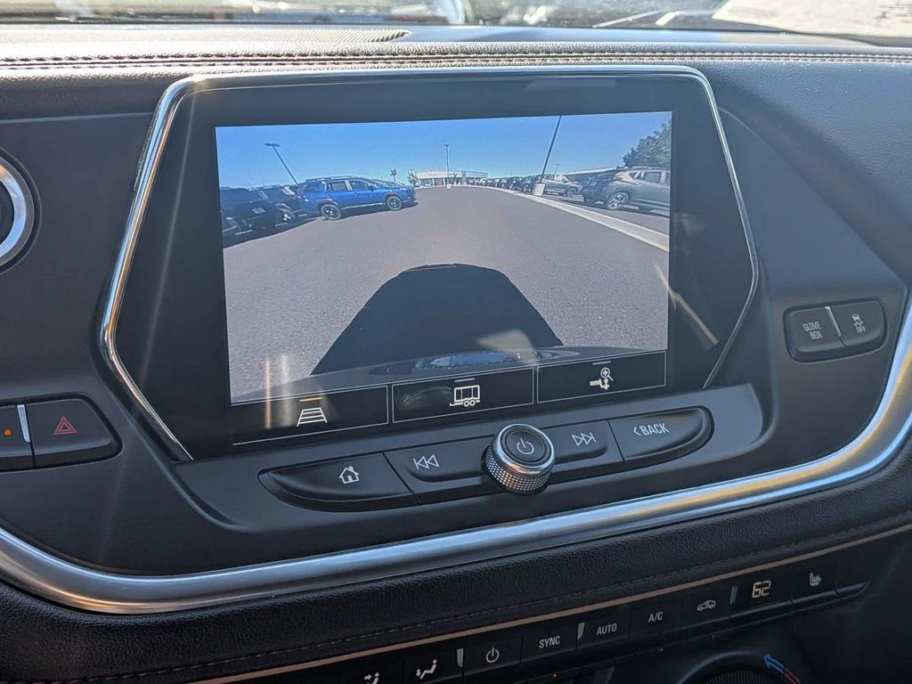 Used 2022 Iron Gray Metallic Chevrolet Premier image 14