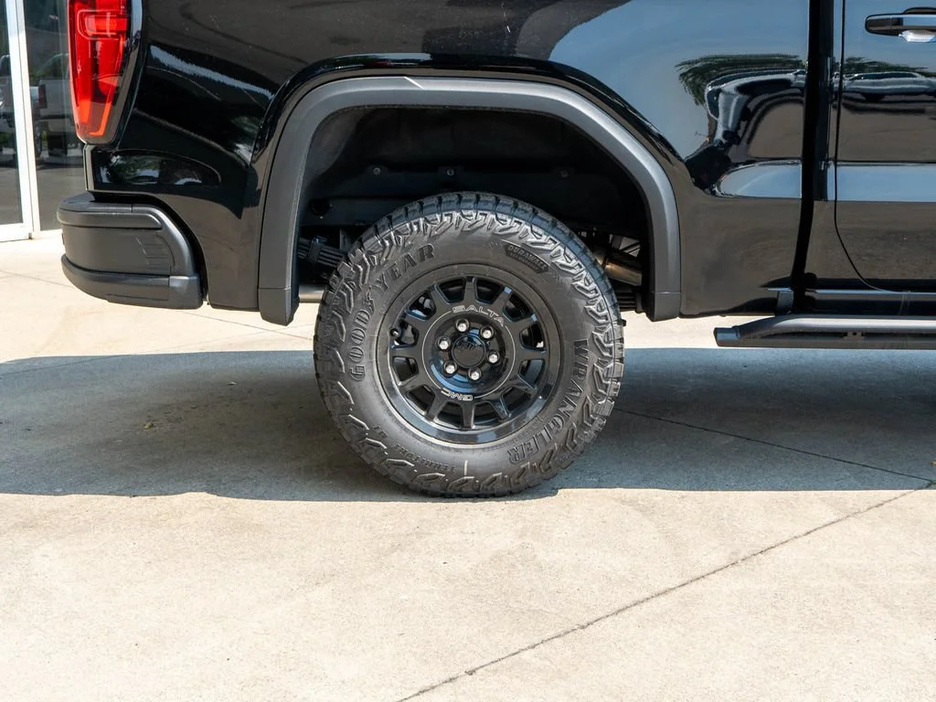 New 2026 Onyx Black GMC AT4X image 35