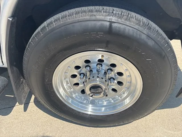 Used 2018 SILVER ICE METALLIC Chevrolet LT image 35