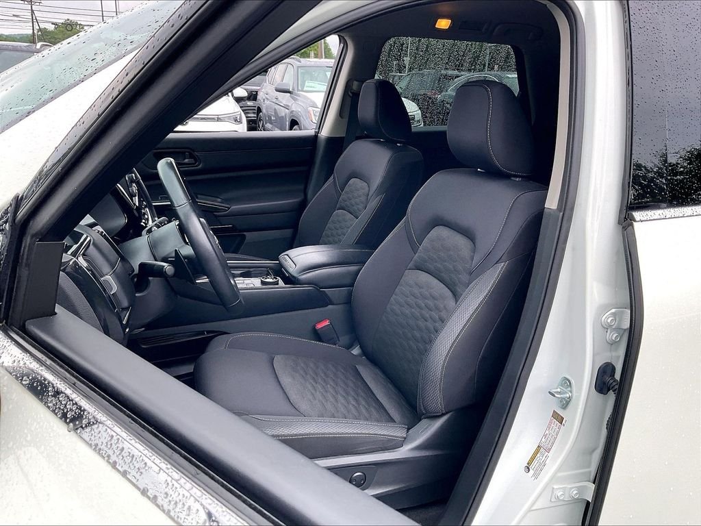Used 2023 Pearl White Tricoat Nissan SV image 9