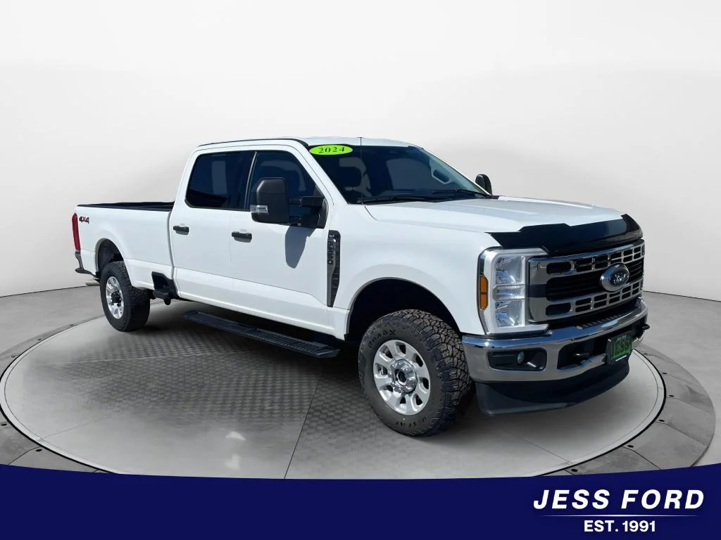 Used 2024 White Ford XLT image 8