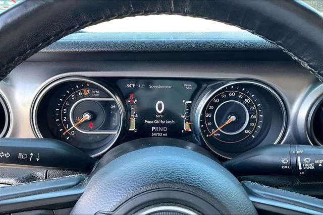 Used 2021 White Jeep Sport image 12
