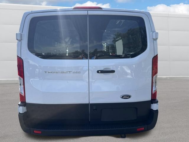 Used 2025 Oxford White Ford Base image 4