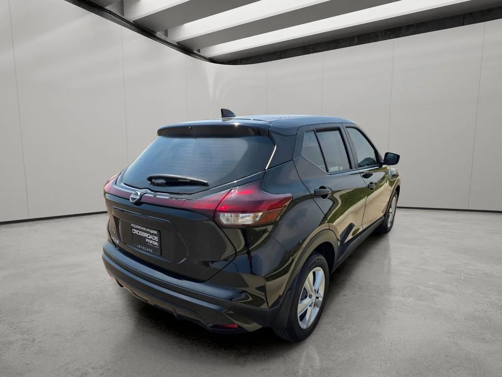 Used 2025 Super Black Nissan S image 5