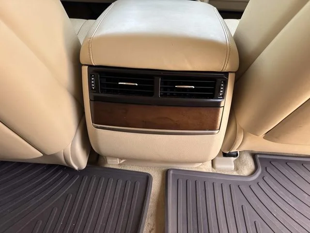 Used 2021 White Lexus 570 image 22