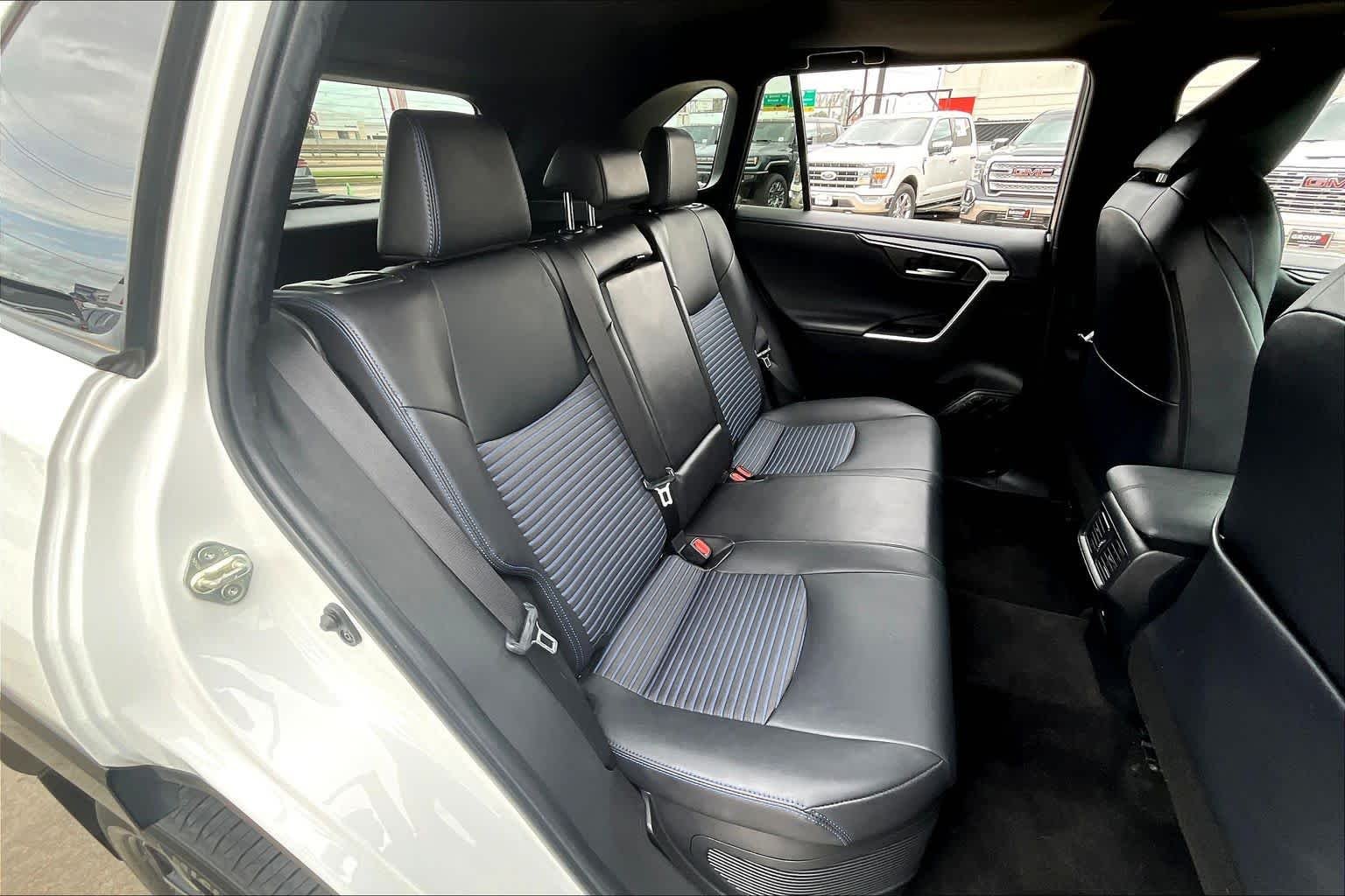 Used 2023 Wind Chill Pearl/Midnight Black Metallic Toyota Hybrid XSE image 20
