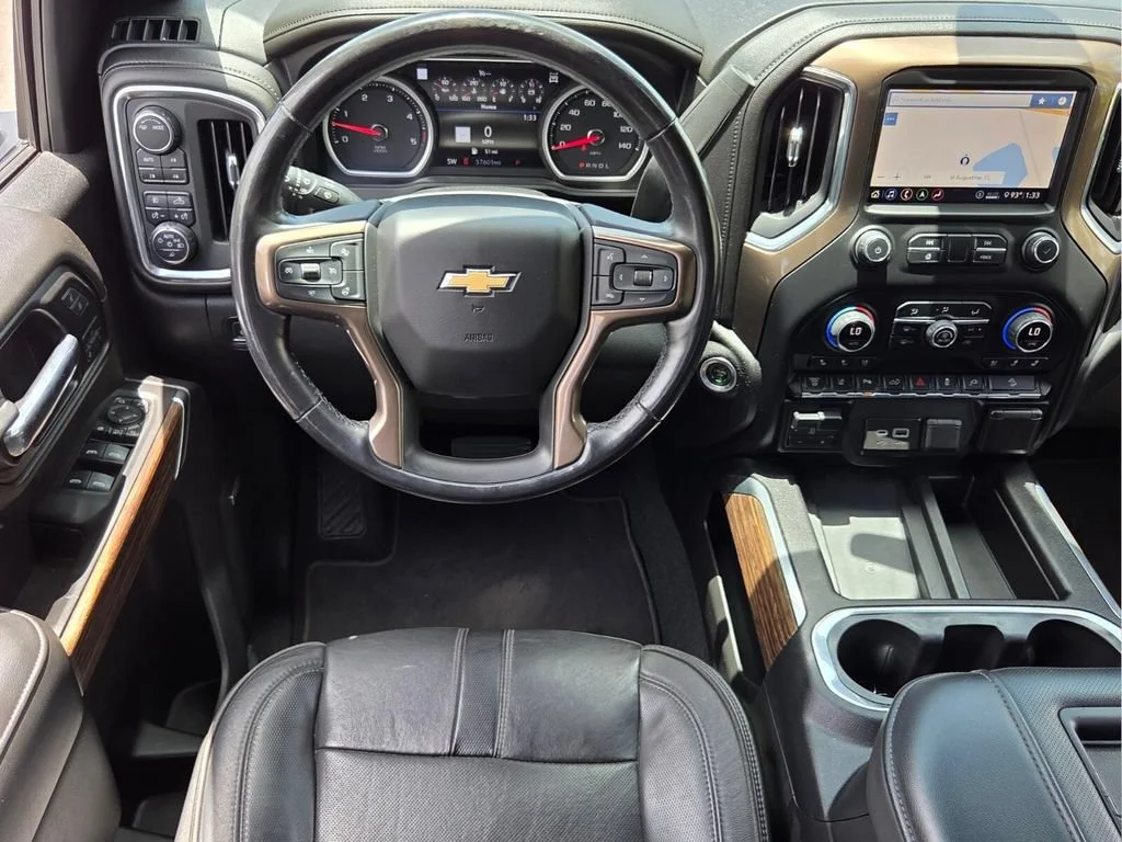 Used 2020 Black Chevrolet High Country image 6