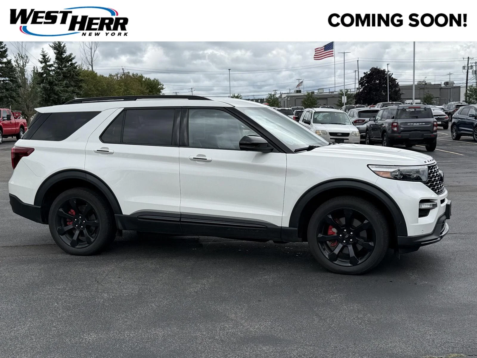 Used 2022 Star White Ford ST image 1