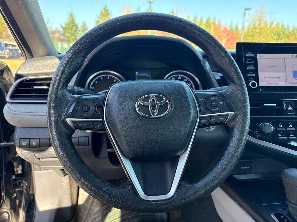 Used 2021 Midnight Black Metallic Toyota LE image 10