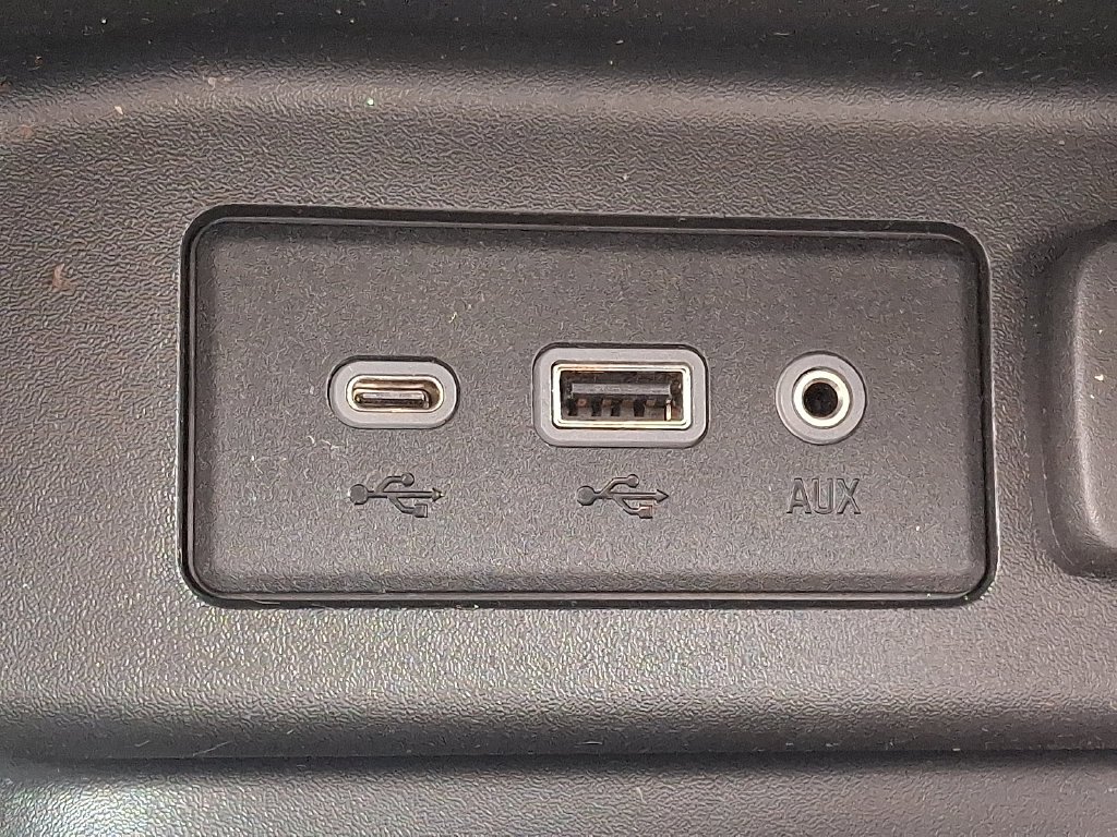Used 2021 Silver Chevrolet LT image 25