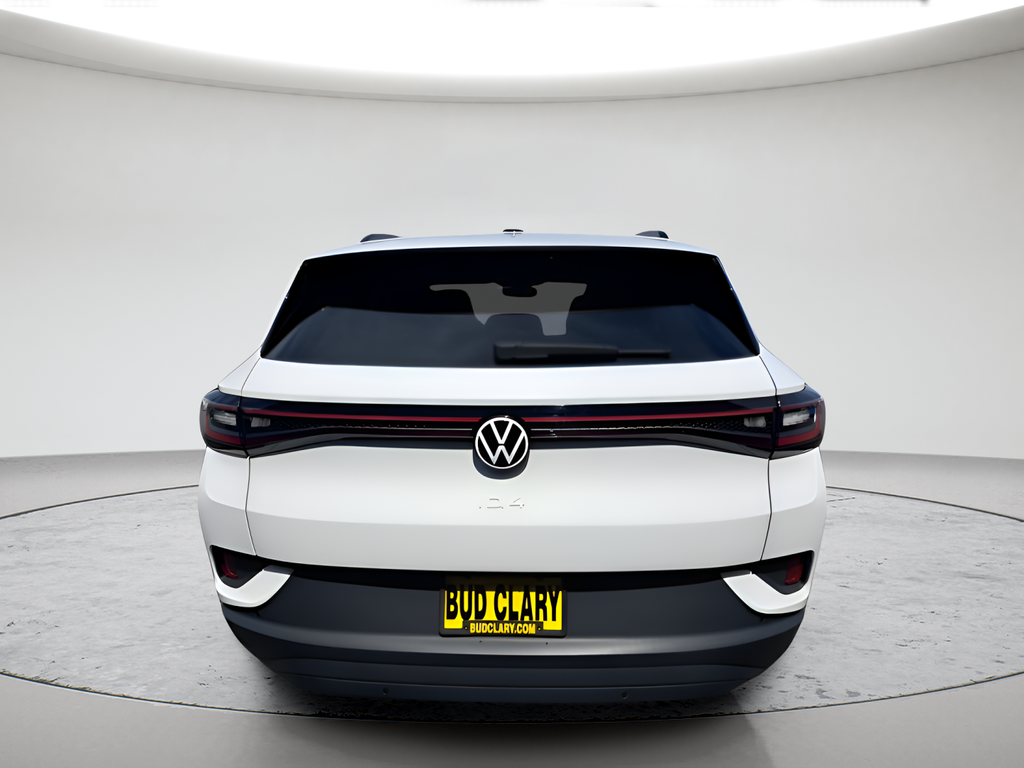 Used 2024 White/off-white Volkswagen Standard image 4