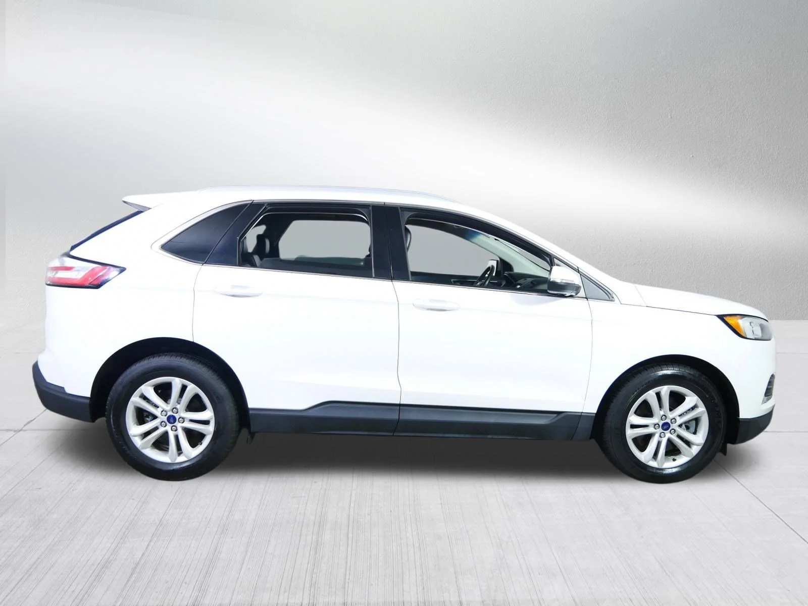 2020 Ford Edge SEL - Photo 8