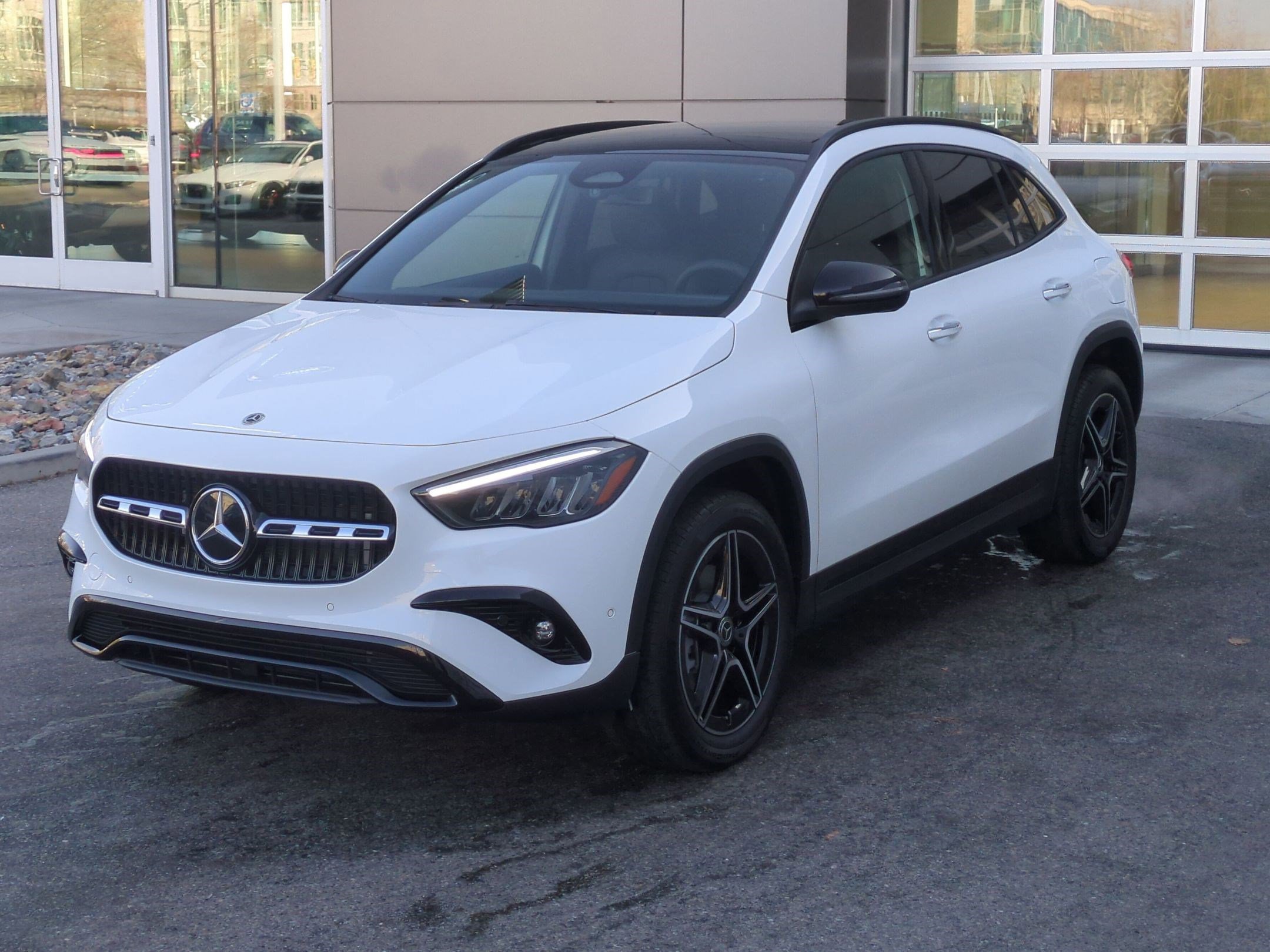 New 2026 Polar White Mercedes-Benz GLA 250 image 8