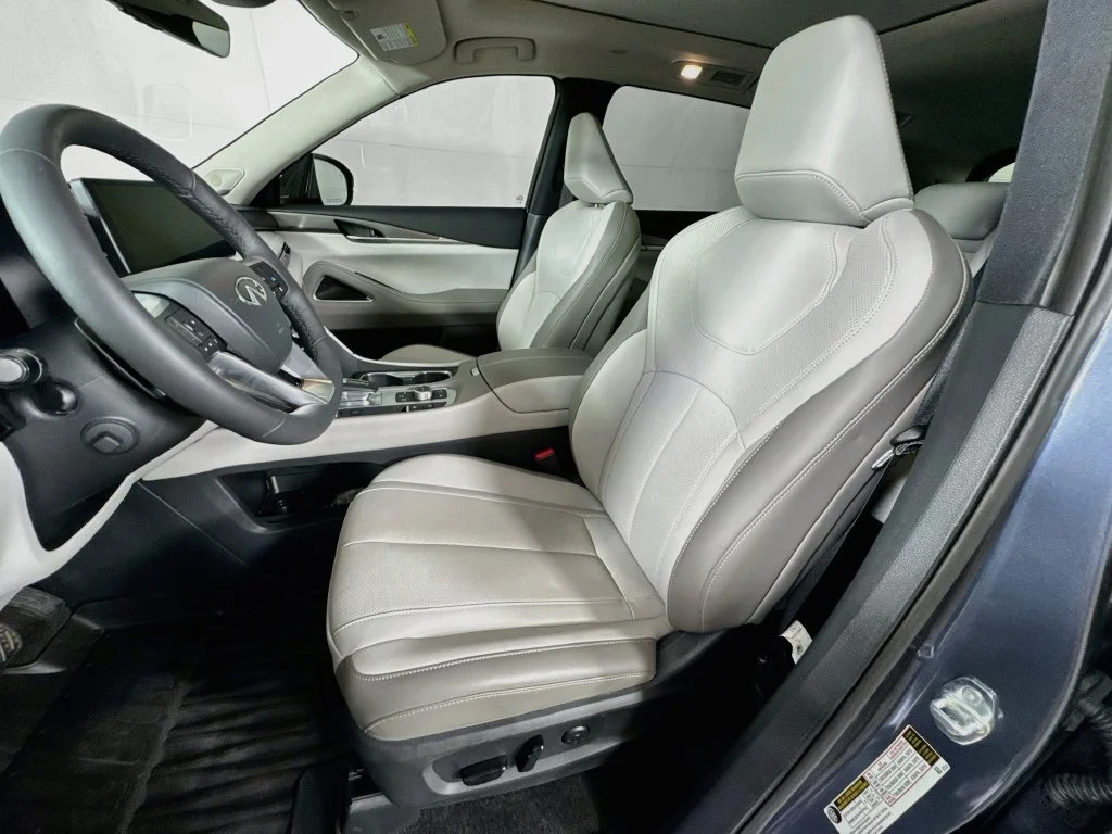 Certified Used 2027 Blue INFINITI LUXE image 28
