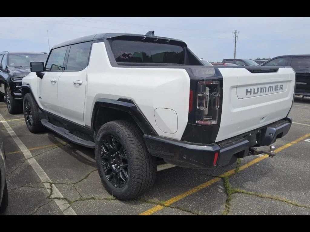 Used 2025 Interstellar White GMC 2X image 6