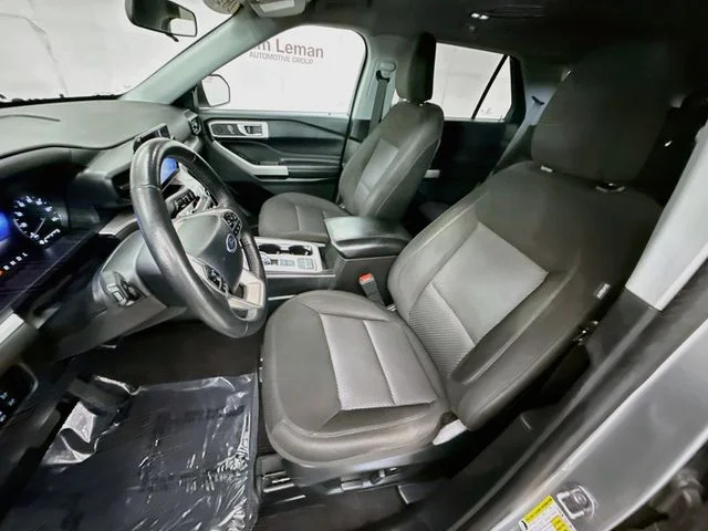 Used 2024 Silver Metallic Ford XLT image 21