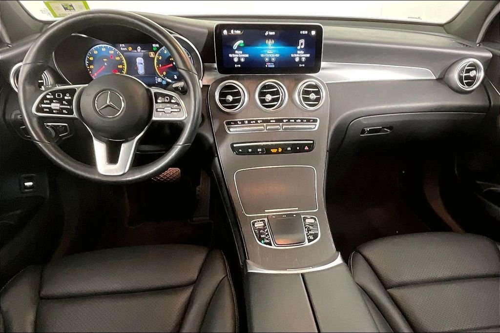 2021 Mercedes-Benz GLC GLC300 - Photo 13