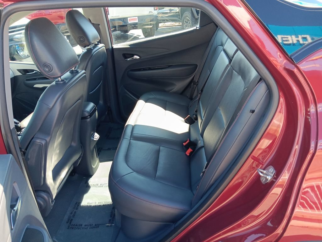 Used 2019 Includes (TUS) Black grille.) Chevrolet Premier image 24