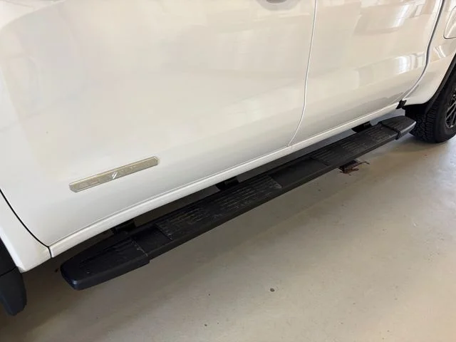 New 2026 White GMC Elevation image 17