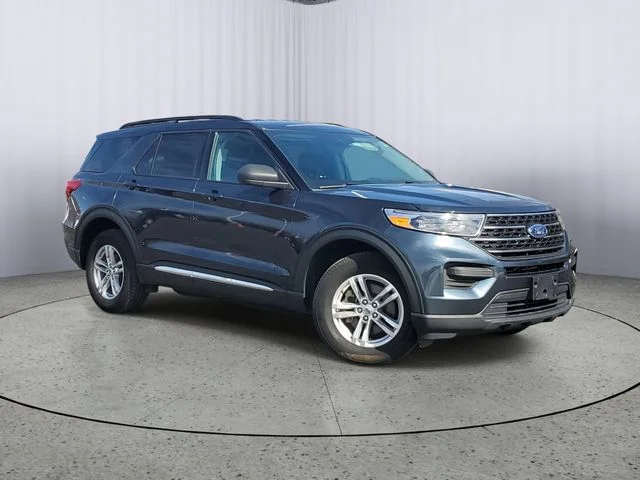 2022 Ford Explorer XLT 4WD's photo