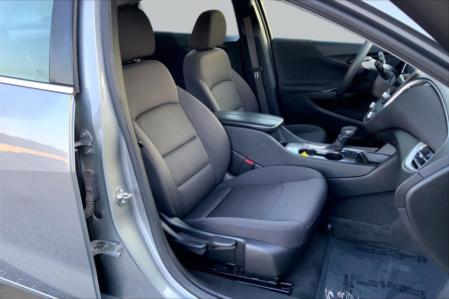 Used 2024 Sterling Gray Metallic Chevrolet LT image 9