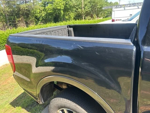 Used 2019 Black Ford XLT image 29