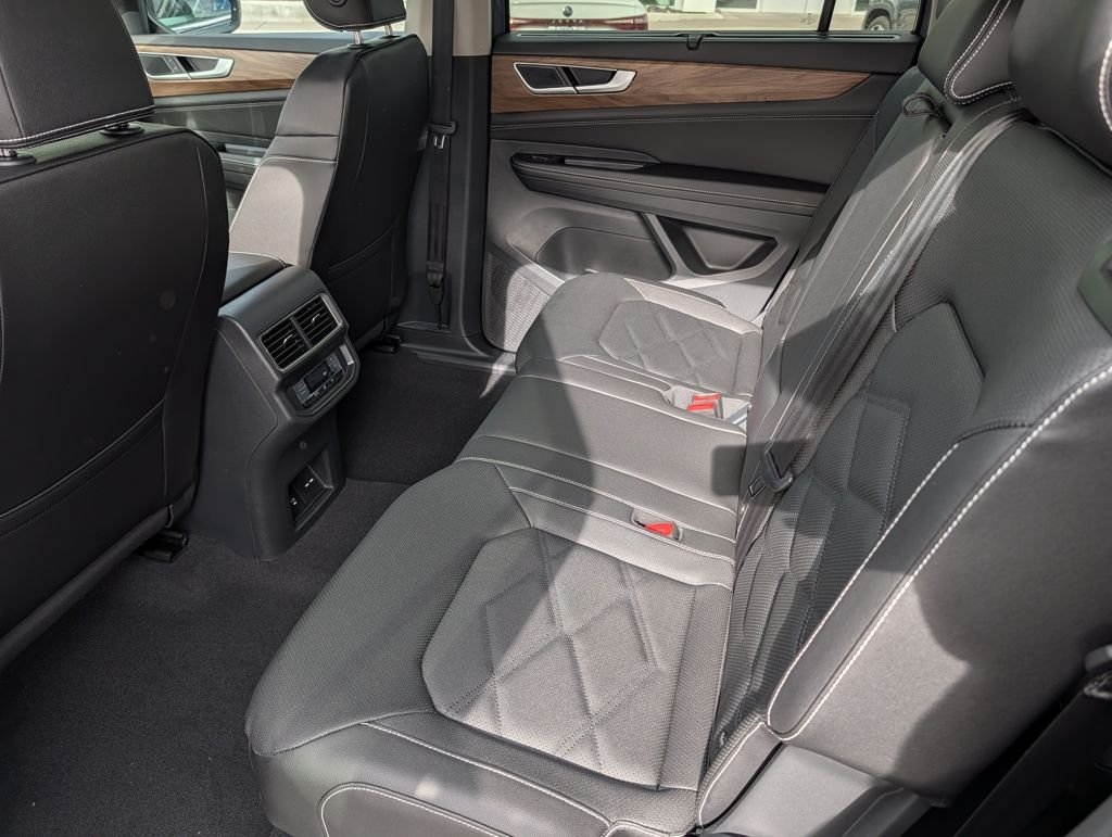 2026 Volkswagen Atlas SE w/Tech - Photo 20