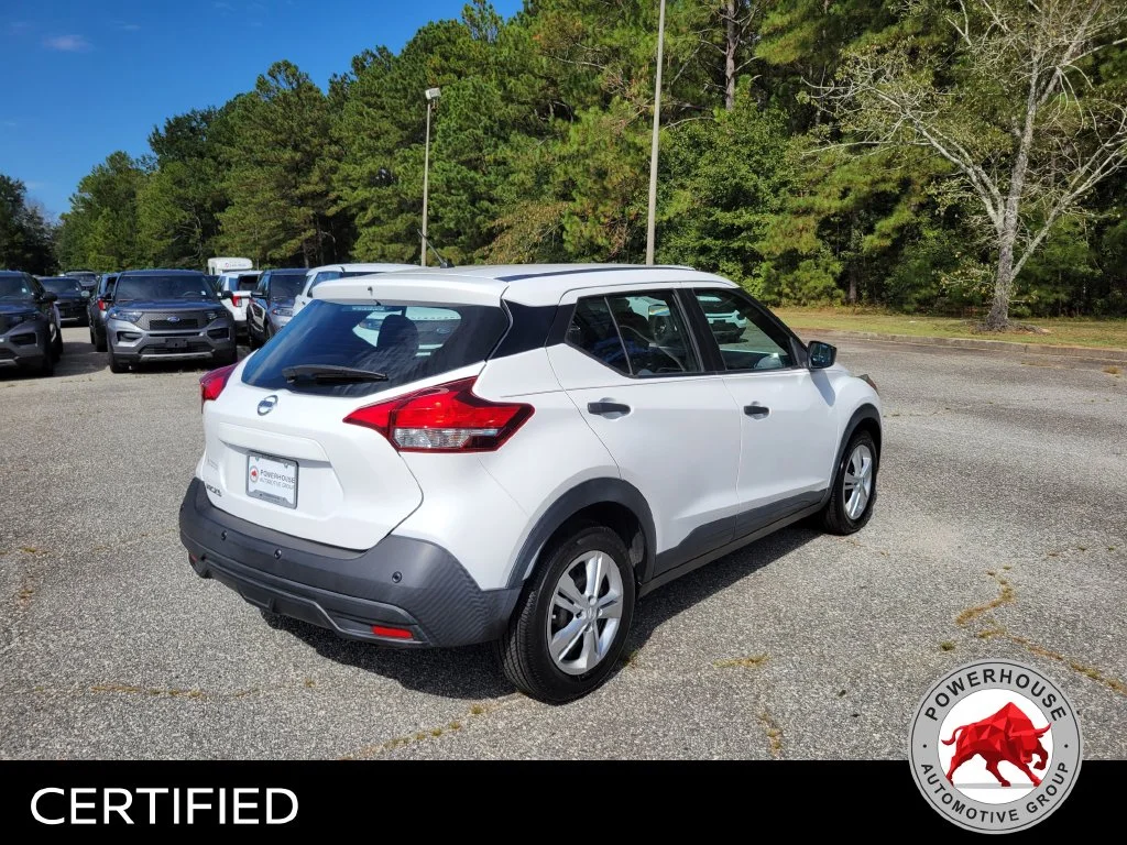 Used 2020 White Nissan S image 6