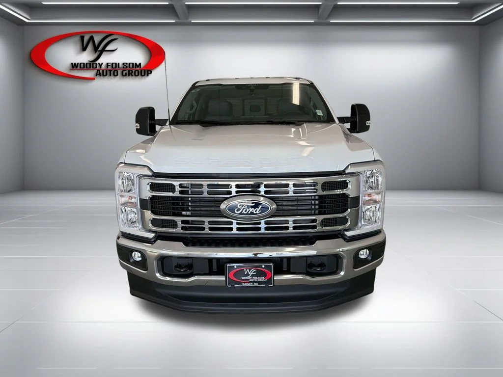 New 2027 Oxford White Ford F-350® XL image 2