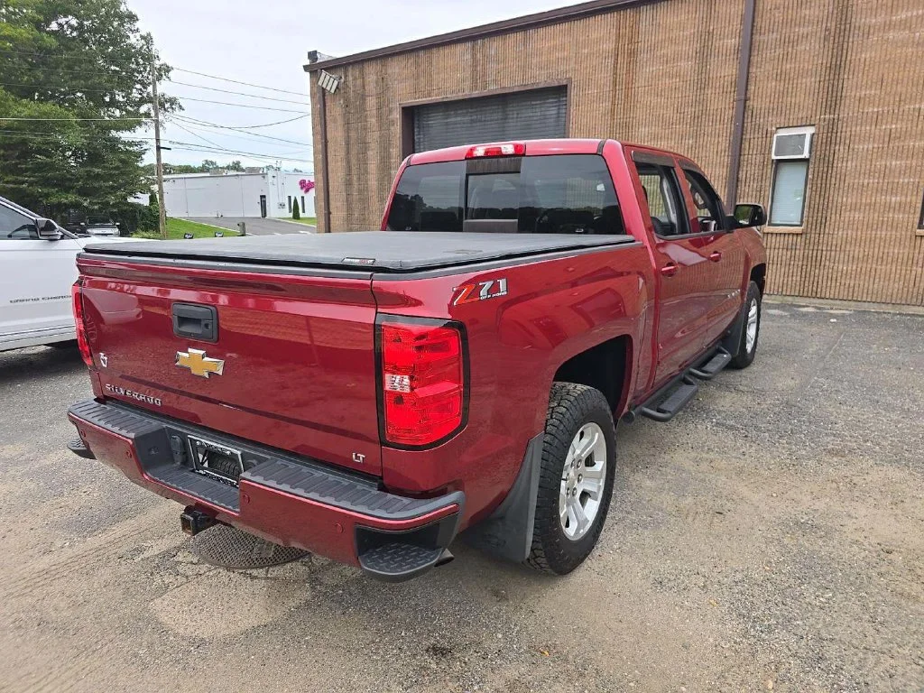 Used 2018 Red Chevrolet LT image 15