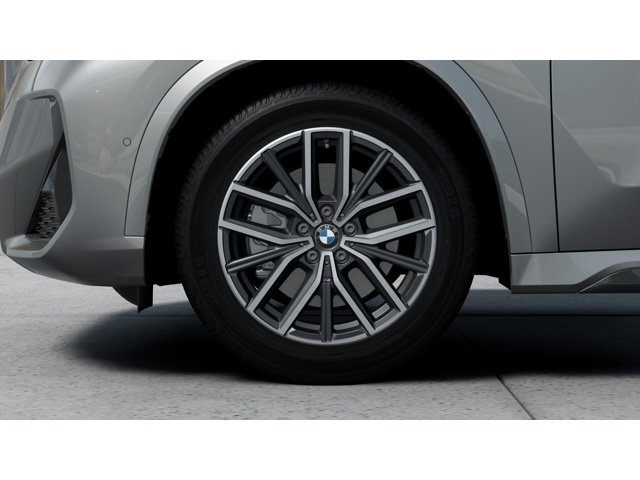 New 2026 Space Silver Metallic BMW xDrive28i image 7
