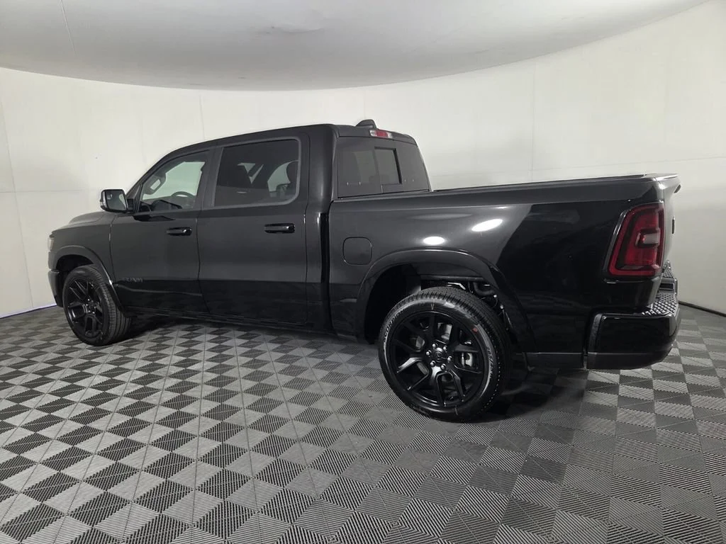 New 2026 Diamond Black Crystal Pearl-Coat Exterior Paint RAM Laramie image 7