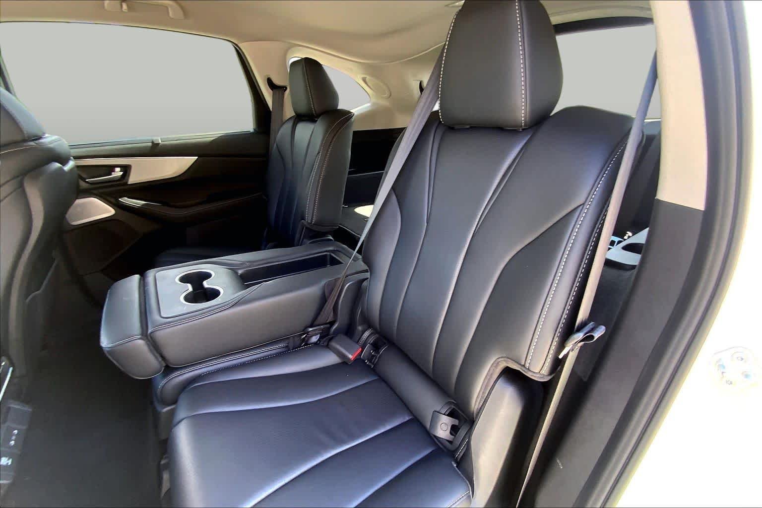 Certified Used 2026 Platinum White Pearl Acura with Technology Package image 20