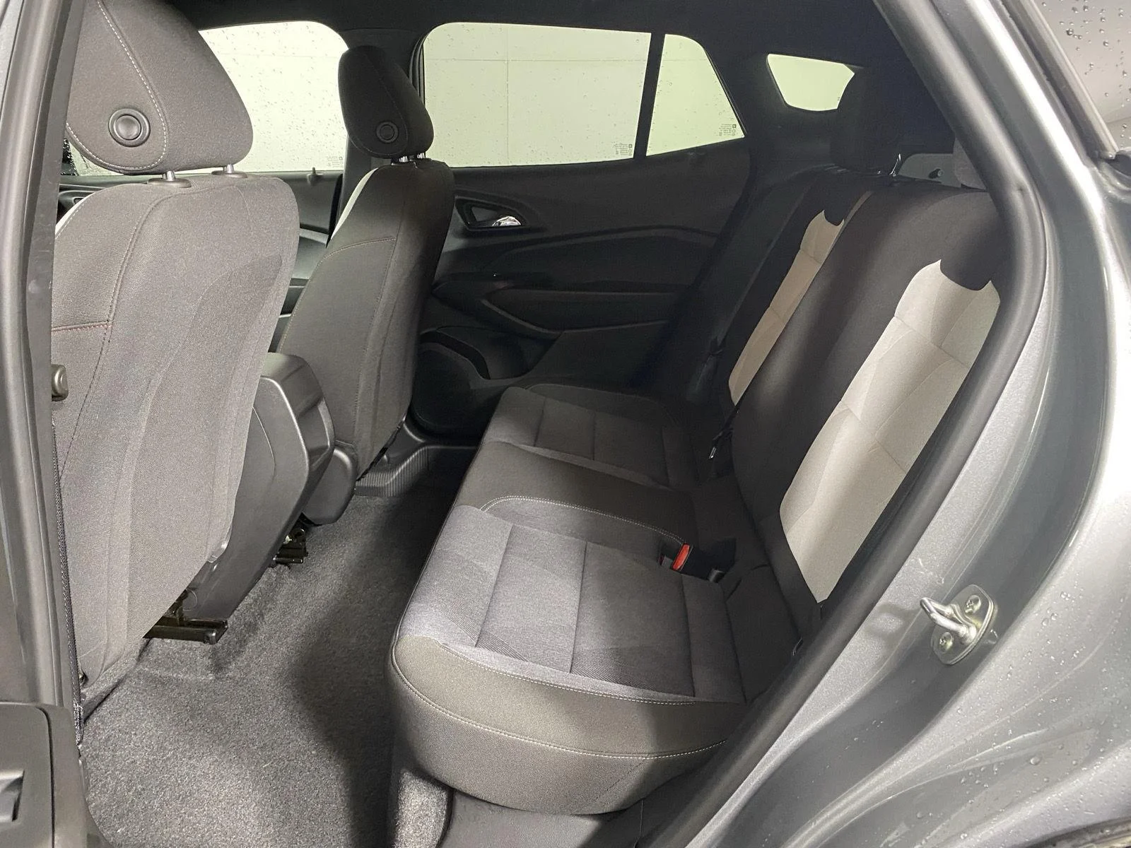 Used 2024 Sterling Gray Metallic Chevrolet 1RS image 22