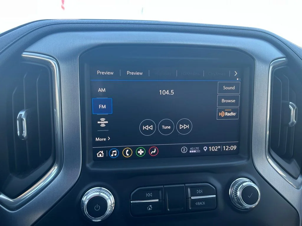 Used 2020 Quartz GMC SLT image 18