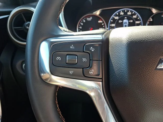 Used 2025 Black Chevrolet Premier image 23
